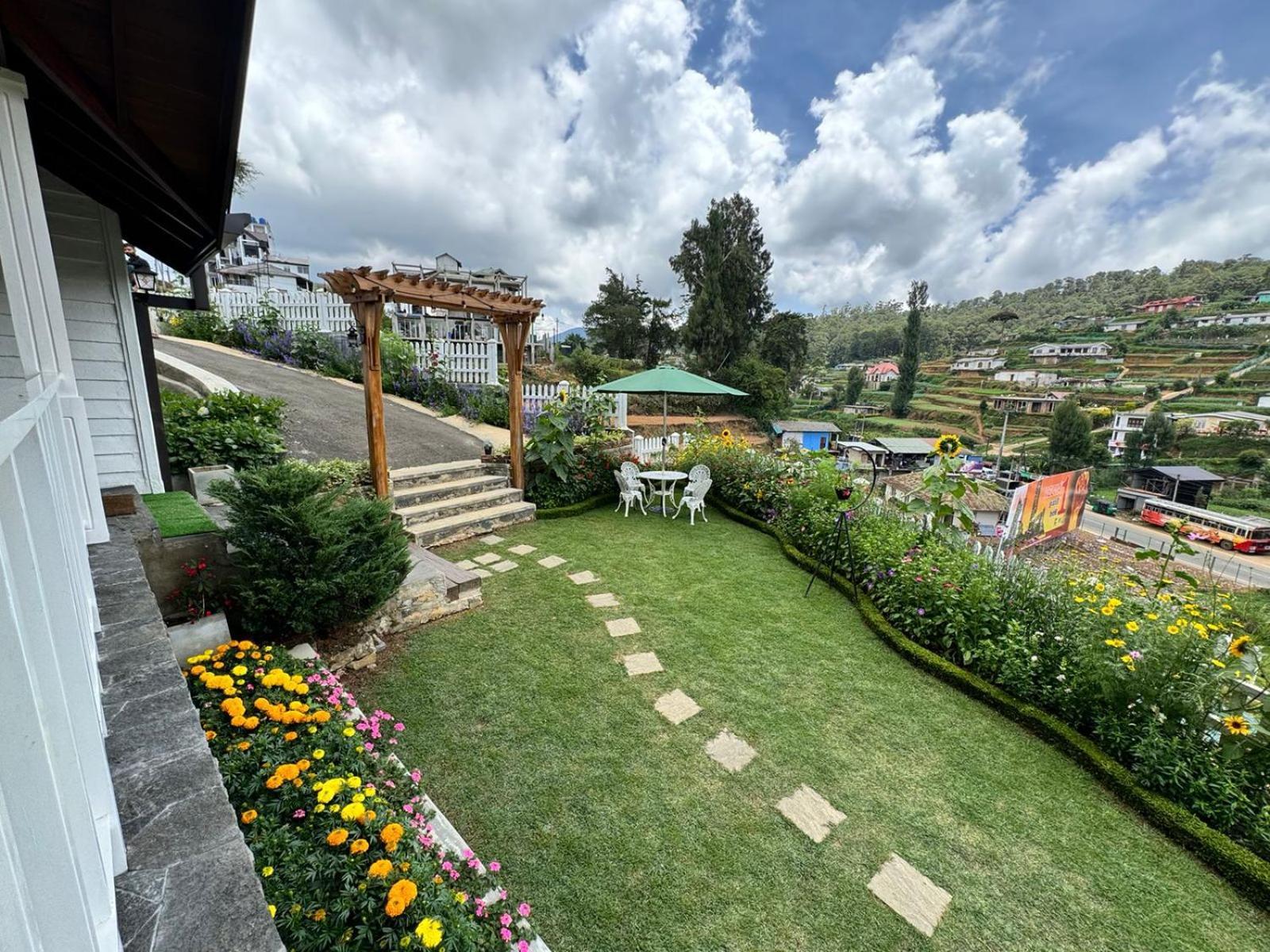 The Tapherini Bungalow Нувара-Элия Экстерьер фото
